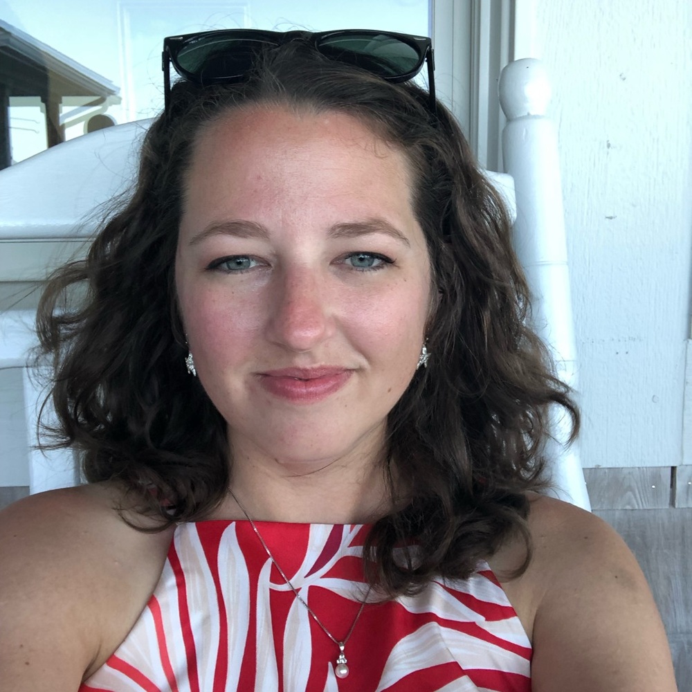 Meet your Posher, Lauren